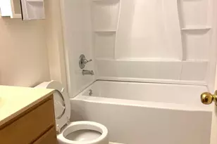 19 Walnut St, Monroe Township, NJ 08094 - Photo 4