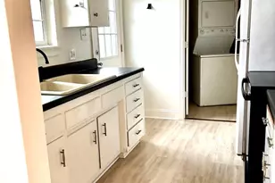 19 Walnut St, Monroe Township, NJ 08094 - Photo 4