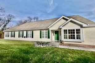 46 Maple Leaf Cir, Sewell, NJ 08080 - Photo 2