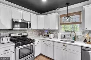 1054 Kings Hwy, West Deptford, NJ 08086 - Photo 8