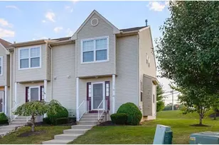 69 Yellowwood Ct, Glassboro, NJ 08028 - Photo 1