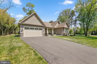 34 Katie Ct, Harrison Township, NJ 08062 - Photo 2