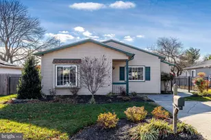 14 Hickory Ln, Swedesboro, NJ 08085 - Photo 2