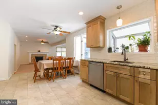 565 Cambridge Rd, Blackwood, NJ 08012 - Photo 18