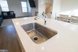 33 Roundstone Run, Swedesboro, NJ 08085 - Photo 16