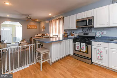 322 W Washington Street, Paulsboro, NJ 08066 - Photo 12