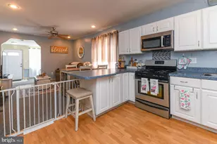 322 W Washington St, Paulsboro, NJ 08066 - Photo 12