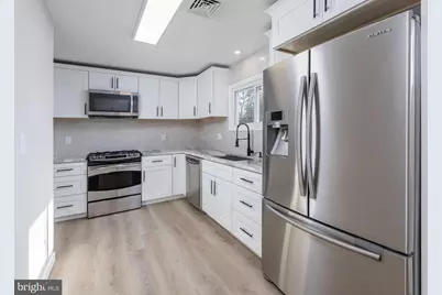 240 Elm Avenue, Woodbury Heights, NJ 08097 - Photo 20