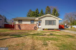 416 Wedgewood Dr, Blackwood, NJ 08012 - Photo 2