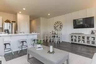 105 Mazzeo Dr, Glassboro, NJ 08028 - Photo 2