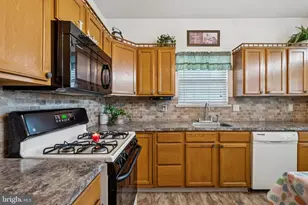 515 St Kitts Dr, Monroe Township, NJ 08094 - Photo 16