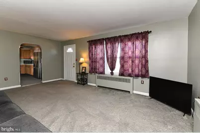 318 E Broad Street, Greenwich Township, NJ 08027 - Photo 6