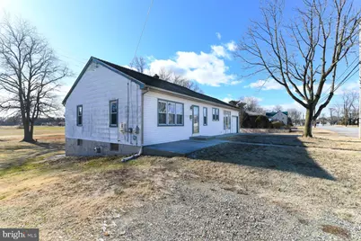 318 E Broad Street, Greenwich Township, NJ 08027 - Photo 2