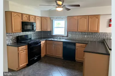 402 Carpenter Street, Glassboro, NJ 08028 - Photo 4