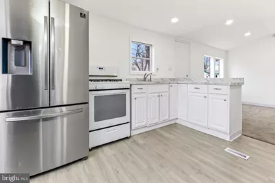 6 Marathon Dr, Mantua, NJ 08051 - Photo 1