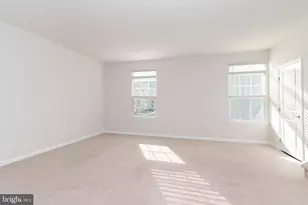 6 Sparrow Cir, Sewell, NJ 08080 - Photo 4