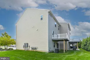 28 Peacock Cir, Sewell, NJ 08080 - Photo 24