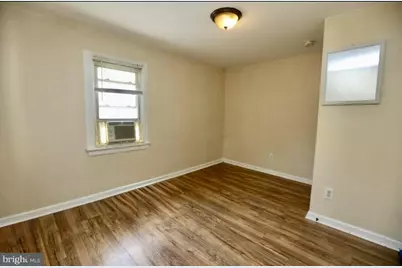 310 Ellis Street, Glassboro, NJ 08028 - Photo 6