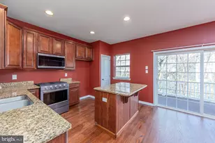 122 Winterberry Way, Deptford, NJ 08096 - Photo 6