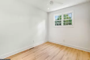 1015 Merrymount Ave S, Blackwood, NJ 08012 - Photo 14