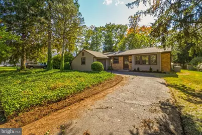 1015 Merrymount Avenue S, Blackwood, NJ 08012 - Photo 1