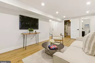 371 Wedgewood Dr, Blackwood, NJ 08012 - Photo 18