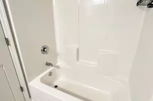 6 Avery Dr, Monroe Township, NJ 08094 - Photo 10