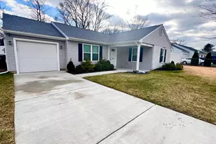 6 Avery Dr, Monroe Township, NJ 08094 - Photo 2