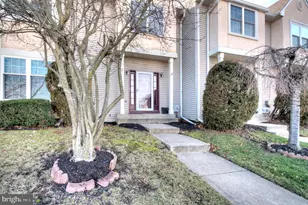 49 Winterberry Ct, Glassboro, NJ 08028 - Photo 2