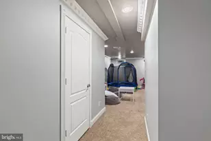 103 Oak Ridge Dr, East Greenwich Township, NJ 08061 - Photo 32