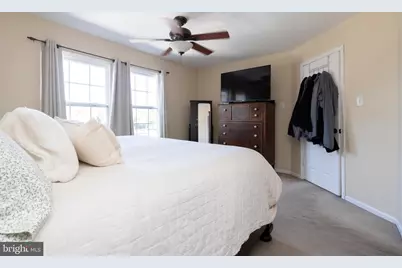 425 Longfellow Drive, Monroe Township, NJ 08094 - Photo 42