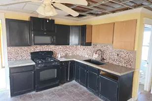 216 Broad St, Swedesboro, NJ 08085 - Photo 14