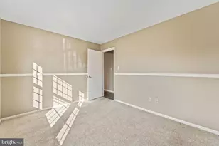 19 Canterbury Ct, Sewell, NJ 08080 - Photo 10