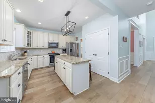 508 DeFrancesco Cir, Glassboro, NJ 08028 - Photo 6