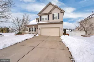 132 Betsy Ross Way, Woodbury, NJ 08096 - Photo 2