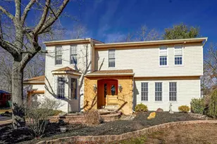 32 Albertus Dr, Monroe Township, NJ 08094 - Photo 1