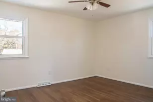 151 E Lois Dr, Monroe Township, NJ 08094 - Photo 14