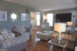 1686 Carriage Dr, Monroe Township, NJ 08094 - Photo 8