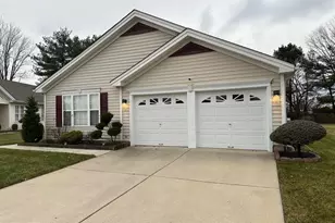 48 Maple Leaf Cir, Sewell, NJ 08080 - Photo 2