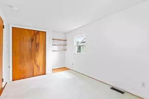 404 Franklin Rd, Glassboro, NJ 08028 - Photo 8