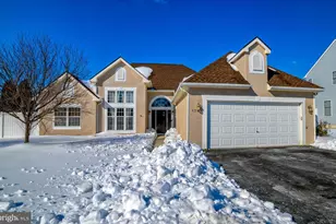 139 Tradewinds Dr, East Greenwich Township, NJ 08061 - Photo 4