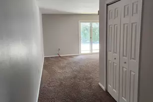 316 Georgia Ct, Sewell, NJ 08080 - Photo 2