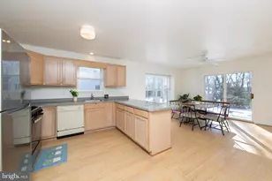 424 Country Way, East Greenwich Township, NJ 08056 - Photo 8