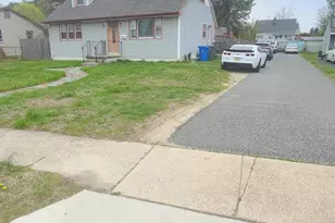 804 Carpenter St, Glassboro, NJ 08028 - Photo 2