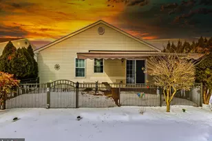 241 Gaunt Dr, East Greenwich Township, NJ 08056 - Photo 2