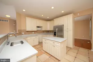 549 Maidstone Dr, Monroe Township, NJ 08094 - Photo 24