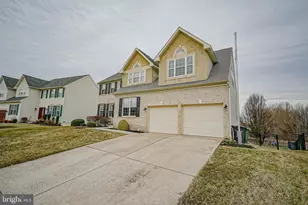 118 Delaware Xing, Swedesboro, NJ 08085 - Photo 2