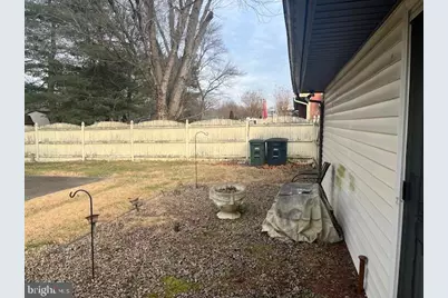 546 Greenbriar Drive, Monroe Township, NJ 08094 - Photo 2