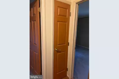 546 Greenbriar Drive, Monroe Township, NJ 08094 - Photo 6