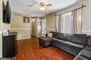 1018 Micawber Dr, Monroe Township, NJ 08094 - Photo 4